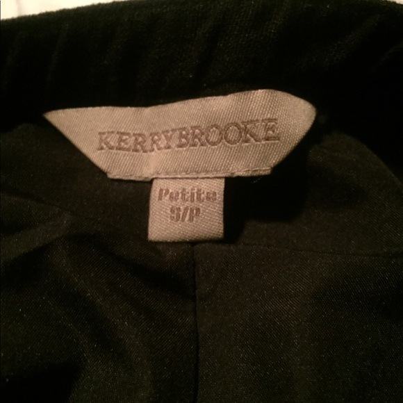 KERRY BROOKE - Picture 4 of 4